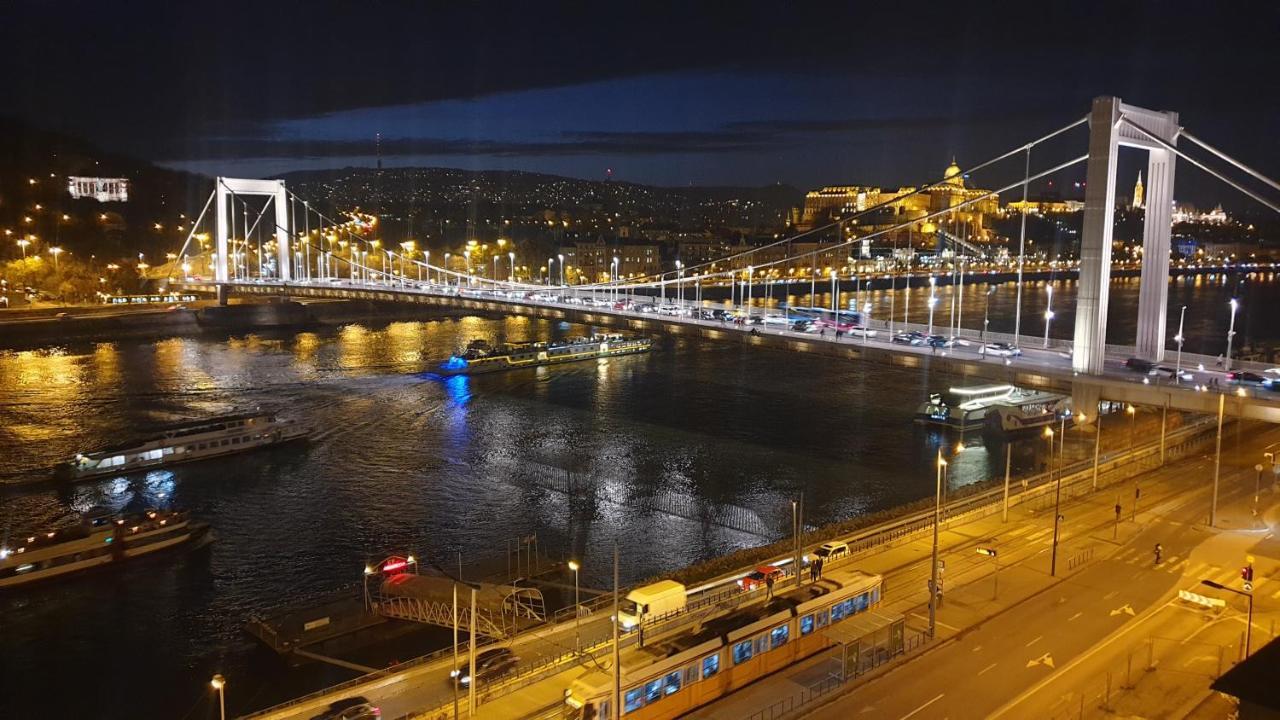 Danube View Appartement Boedapest Buitenkant foto